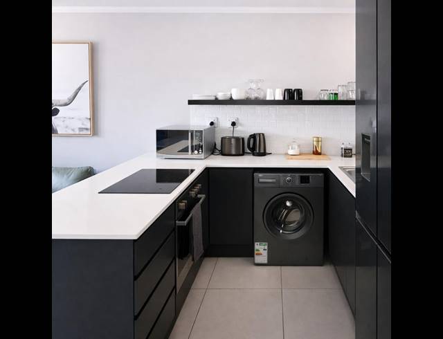 2 BEDROOM PROPERTY TO RENT IN MENLO PARK